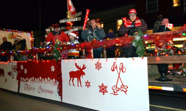 Santa Claus stops in Winchester