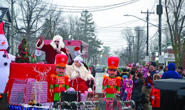 Embrun and Russell Christmas parades bring cheer to all