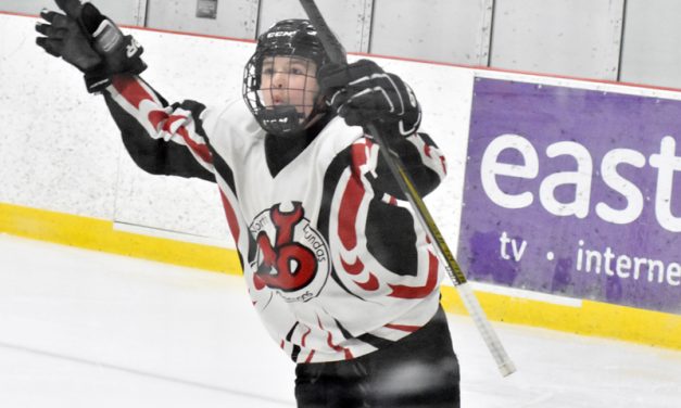 Peewee B Rep Demons oust Glens in two straight